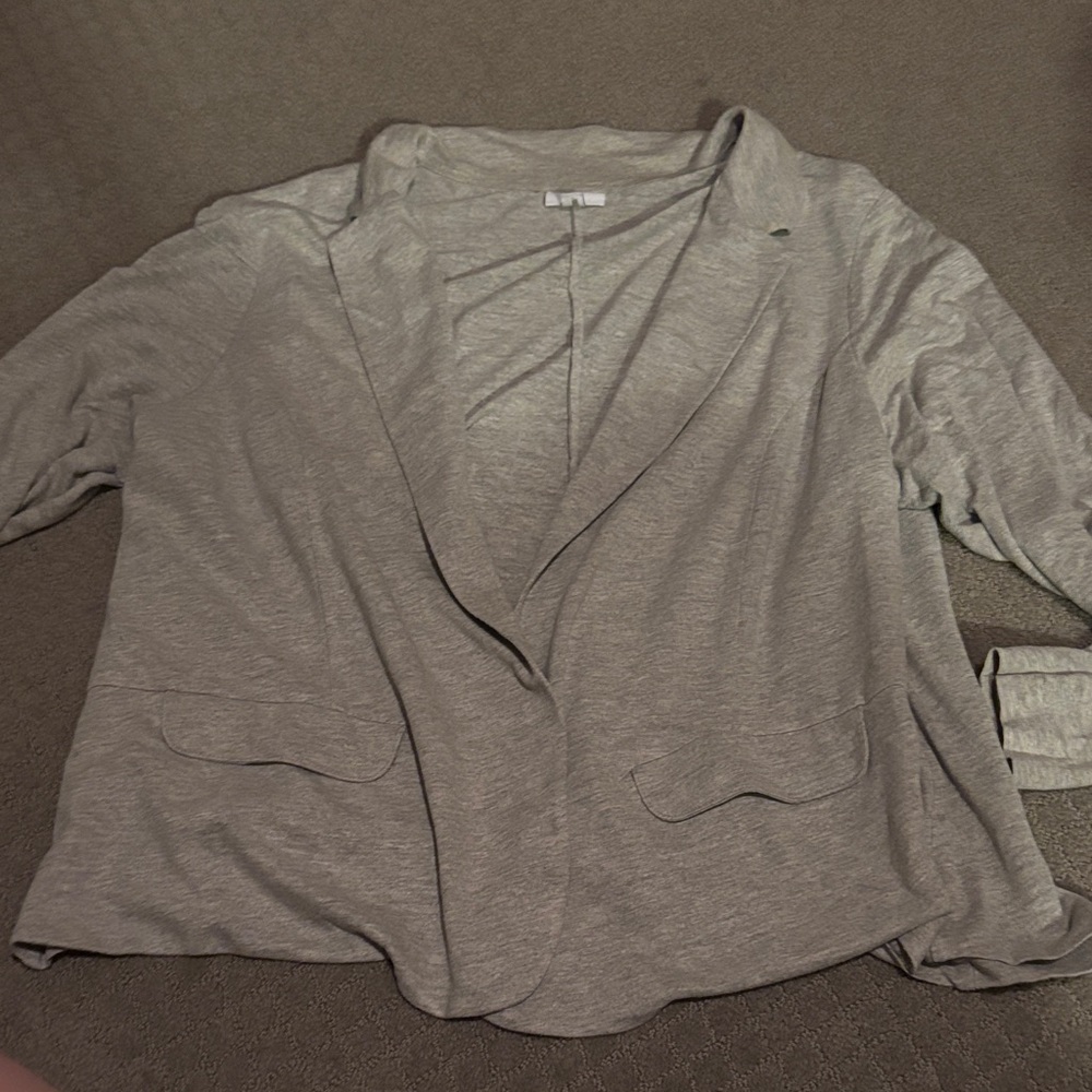 J. Jill Light Gray Knit Top